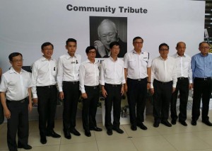 (3) Paying Respects to LKY